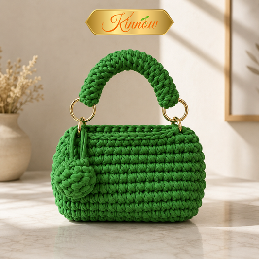 Pop Tassel – Stylish Statement Handbag